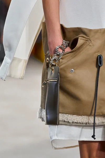 Look 108